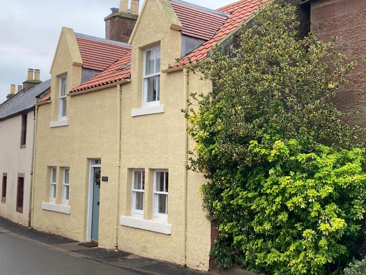 2 Bed Haywood Cottage With Garden Stenton Exterior photo