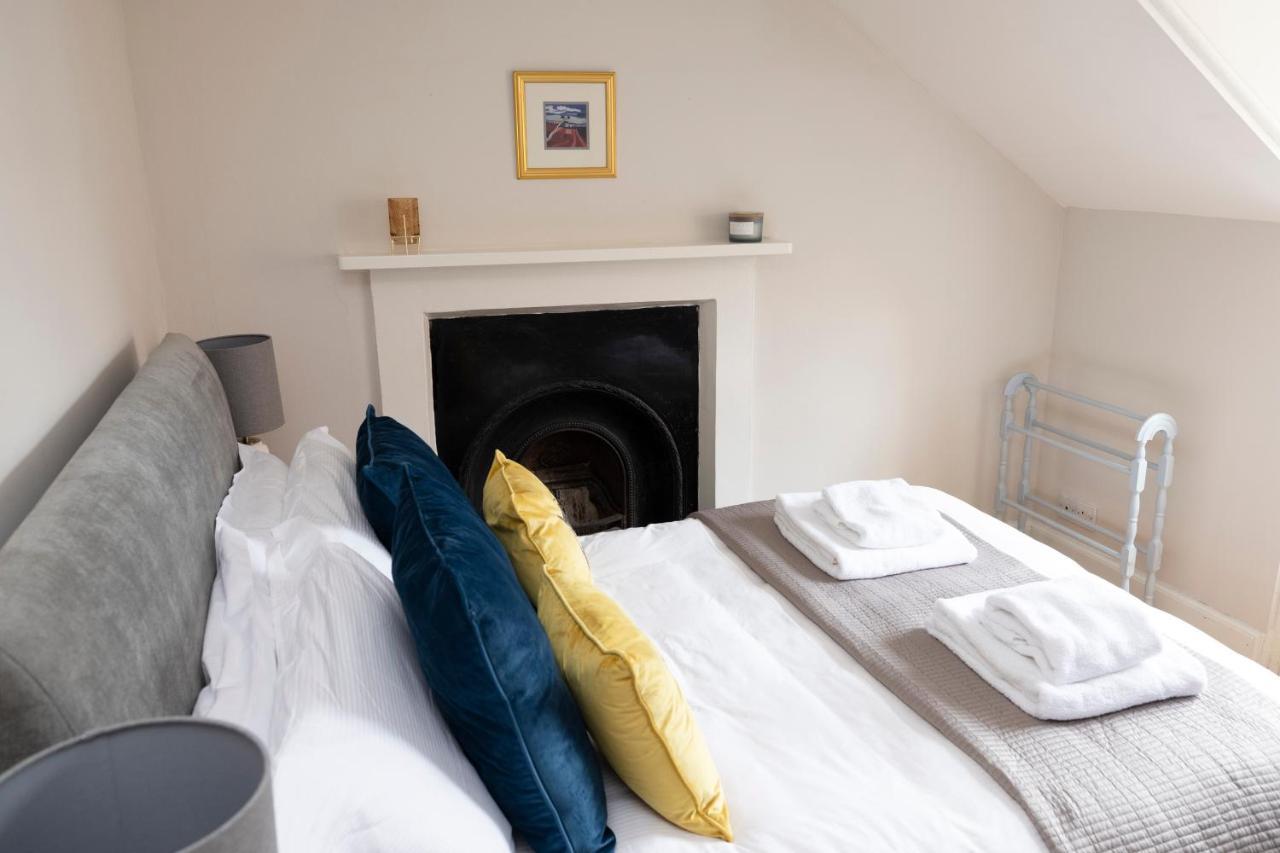 2 Bed Haywood Cottage With Garden Stenton Exterior photo