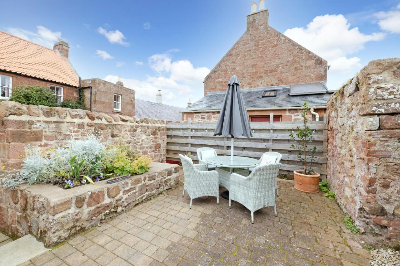 2 Bed Haywood Cottage With Garden Stenton Exterior photo